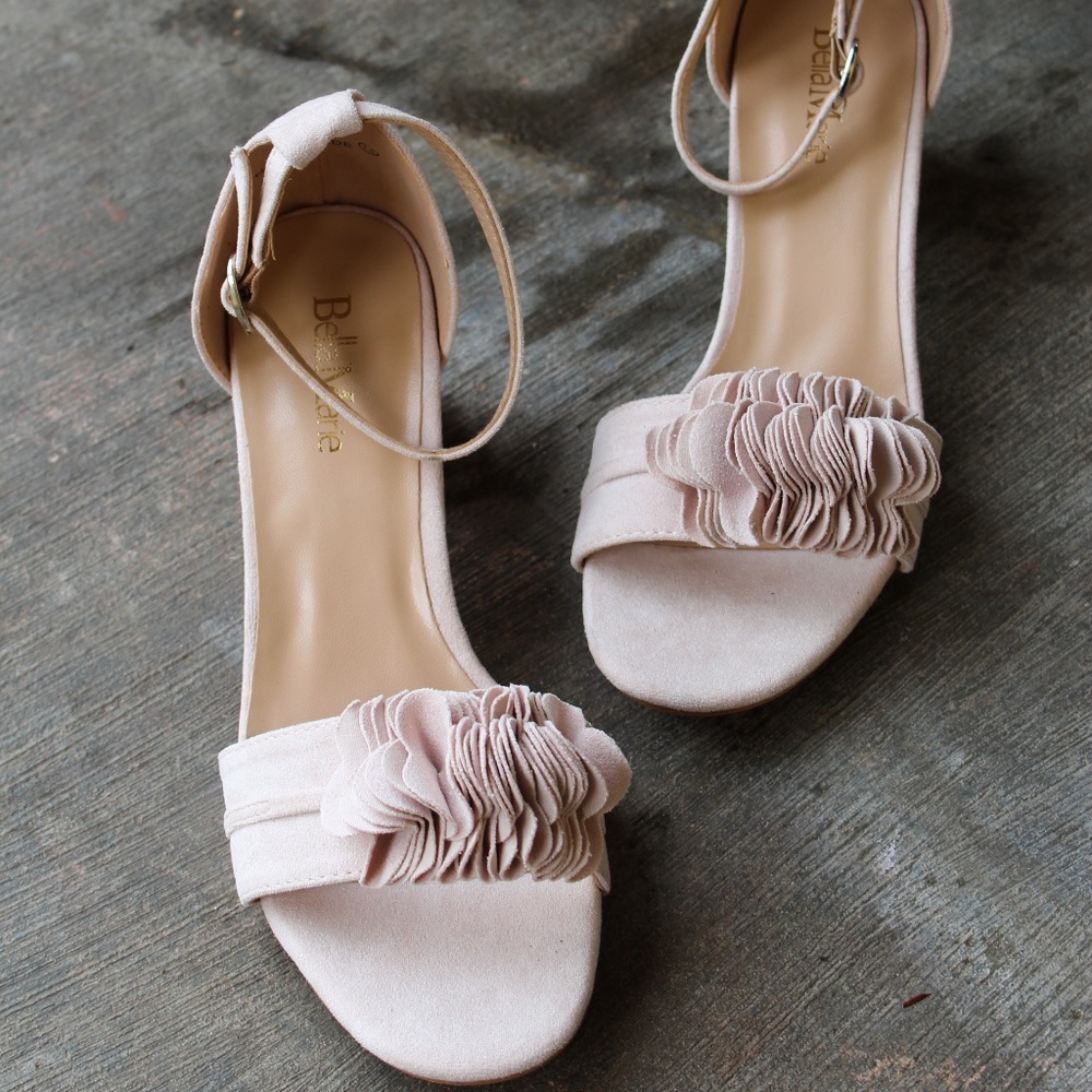 🚨LAST CHANCE//The April// Nude vegan suede Heel - Picture 4 of 8